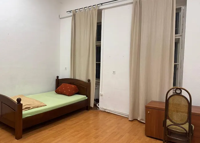 Hotel Erzsebet Metro *